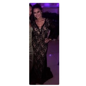 Black lace Betsy & Adam gown!